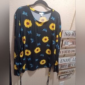 Orange Kiss Black With Sunflowers and Blue Butterflies Sz 3X Top